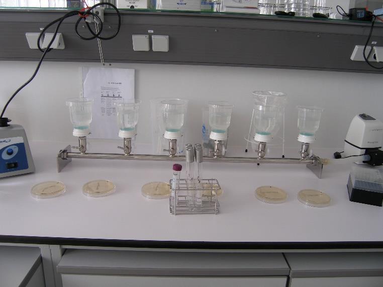 Neutralisation Membranfiltration in Kombination mit chemischer Neutralisation Vorspülen mit 200 ml Natriumoleat-Tween-Lösung (zur