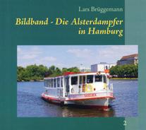 Brüggemann, eigentlich Eisenbahn-Fachjournalist, wagt sich 44 Seiten lang aufs nasse Element und rückt mit seinen Farbaufnahmen die aktuelle Flotte der Alsterdampfer ins rechte Licht.