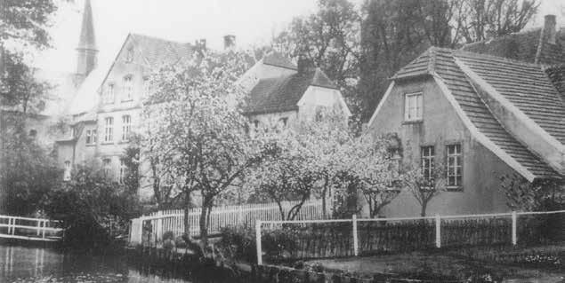 Gasthausstraße vor 1945, links: Einfriedungsmauer Pastorat, heute