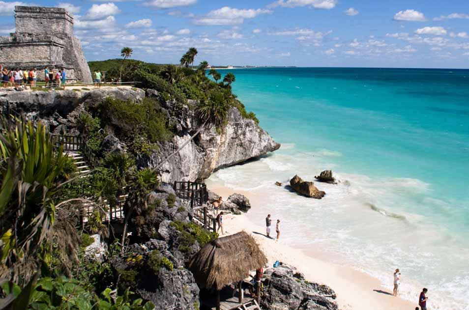 138 Spanisch Mexiko Playa del Carmen Don Quijote Playa del Carmen befindet sich an der Ostküste der Halbinsel Yucatan, südlich vom berühmten Ferienort Cancun.