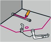 HT-Rohre können passgenau gekürzt werden, damit sie für die Verbindung zwischen Wannengarnitur und Wandanschluss passen.