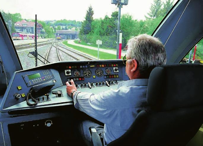 VBG-Fachwissen Bei der Beschaffung auch an die Mitarbeiter denken: Neue Diesel-Triebwagen sicher, wirtschaftlich und komfortabel Im Schienenpersonennahverkehr erhalten immer häufiger regionale