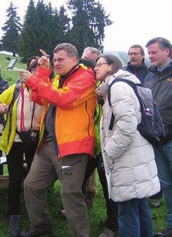 Wir wissen, wo s lang geht Vergünstigte Kursgebühren für Mitglieder des Eifelvereins Wanderführer mit dem DWV-Zertifikat verstehen ihr Handwerk.