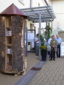 Schaumbergturm Bücherbaum