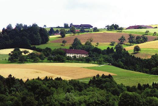In Oberösterreich werden 33.341 Betriebe geführt, die eine Fläche von 529.670 ha bewirtschaften. Dies entspricht 81,3% der oberösterreichischen Landesfläche.