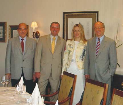Werner Moeller-Freile und Gäste Präsident Heinz Dürr hatte die Ehre, Seine Exzellenz José Artur Medeiros und dessen Kollegen Seine Exzellenz Dr.