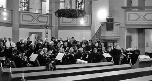 22. Dezember 2017 Eppingen 20 Das Jahr klingt aus mit einem besinnlichen Jahres-Schluss- Evangelischer Kirchenchor: Adventskonzert Gottesdienst mit Abendmahl am 31.12., um 17.30 Uhr.