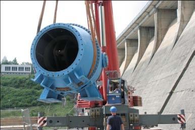 als die Herstellung einer neuen Armatur. Abb. 7 zeigt das Ventil beim Ausbau aus der Talsperre. Block B4 Abb.