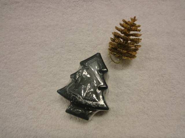 5,40   Gesamt Tannenbaum-Seife, grün Duft: X-MAS (weihnachtlicher Duft) 35116 1 Stück Tannenbaumseife X-MAS Duft GROß