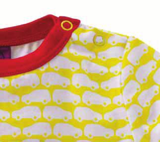 T-Shirt, Gelb, Baby Mit diesem fröhlichen, gelben T-Shirt mit farblich abgesetzten Bündchen an Hals- und Armausschnitt werden Babys zu kleinen Sonnenscheinen.