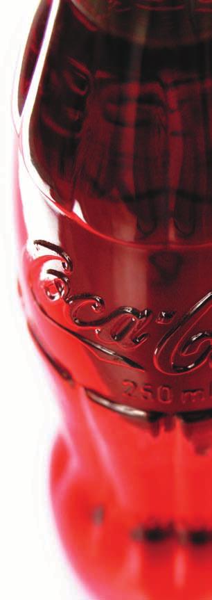 DESIGN Auffallen mit Bewährtem Die Coca-Cola-Flasche ist die bekannteste Verpackung der Welt.