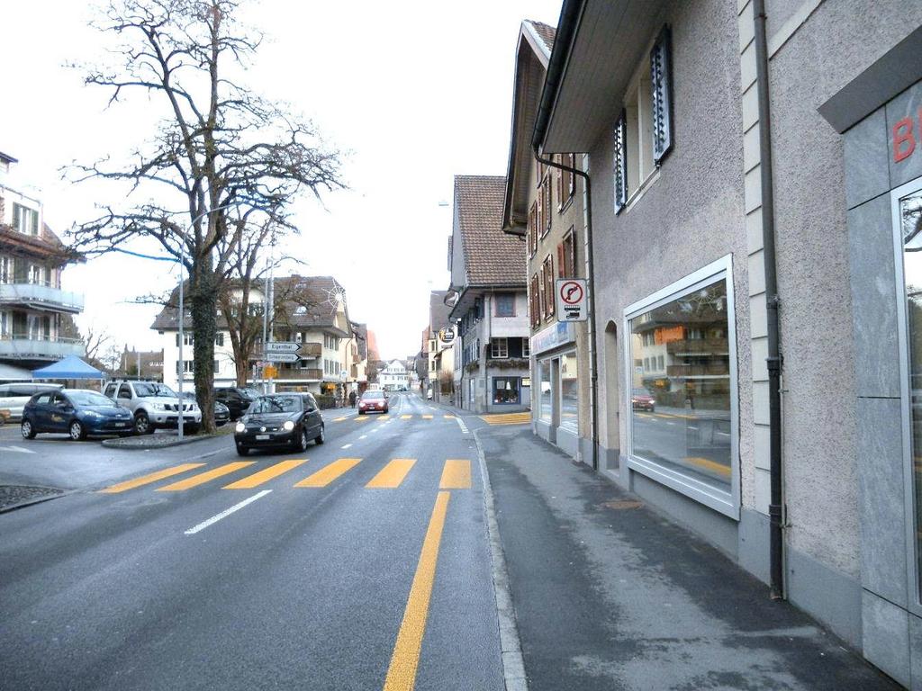 Rechtsabbiegen Luzernstrasse - Verbindungsstrasse beim Walu