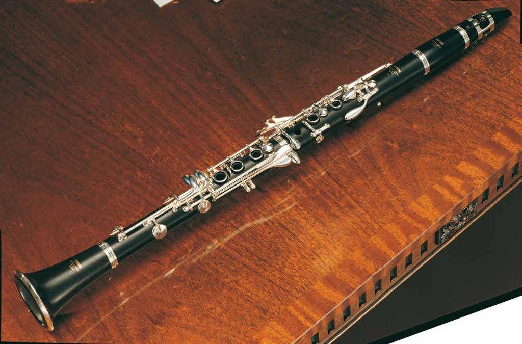 DIE KLARINETTE Die Klarinette lässt sich in fünf Einzelteile inklusive des Mundstücks zerlegen und ist so leichter zu transportieren.