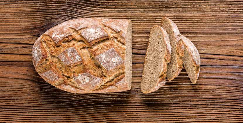 Holzbackofen Brote aus dem Holzbackofen Vorgebacken Backtemperatur: 200-220 C Backzeit: 13-15 Min.