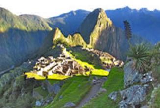 TAG 4 Lares - Machu-Picchu-Trekking / Tag 4 Aguas Calientes - Machu Picchu - Cusco Mit Machu Picchu wartet heute zum Abschluss des Lares-Trekkings der Höhepunkt.