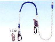 wahlweise mit Karabiner FS 51 oder Aluminiumrohrhaken FS 90 im Fallversuch über Kante geprüft Halteseil mit Seilkürzer ASK 4 nach EN 358 Sicherheitsseil Ø 16 mm Seilkürzer mit Karabiner