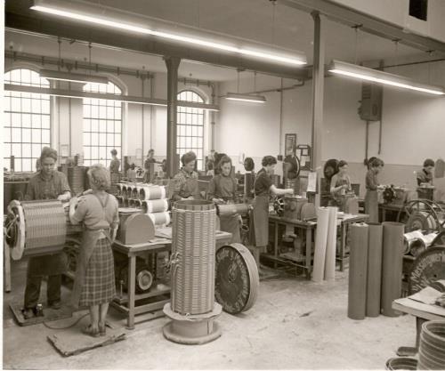 Ausbau der Kompetenzen 1947 Reparaturwerkstatt für