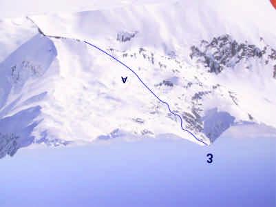 3B: Abfahrt vom Gipfel durchs Gipfelcouloir und die Westflanke: Direkt vom Gipfel ins steile Gipfelcouloir halten, das sich dann schnell verbreitert und nach