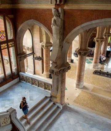 DAS IST KREATIV SEIN WIE GAUDÍ Was ist schöner als ein Erinnerungsfoto eines Werks von Gaudí? Ein selbst gemachtes Mosaik span.