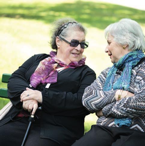 Besuche für Fremdsprachige Personen, die vor langer Zeit in die Schweiz eingewandert sind, kommen nun ins Seniorenalter.