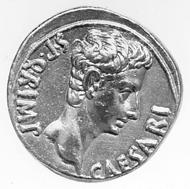 4 Kaiserzeitliche Münzen 11 (13) RIC I 2 166 a Augustus, Aureus, Lyon um 8 v. Chr., Gewicht: 7,855 g.