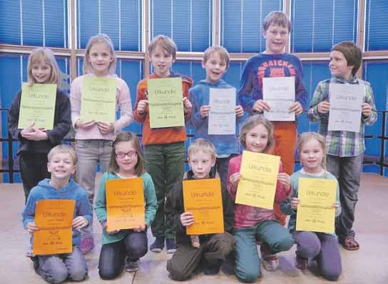 Nr. 225-2/2014 Auch in diesem Jahr nahmen die Kinder der Grundschule Suderburg, wenn sie es wollten, wieder an der kreisweit stattfindenden Mathe- Olympiade teil.