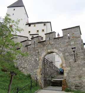 Ersatzweise besichtigten wir die wunderschöne Burg Mauterndorf.