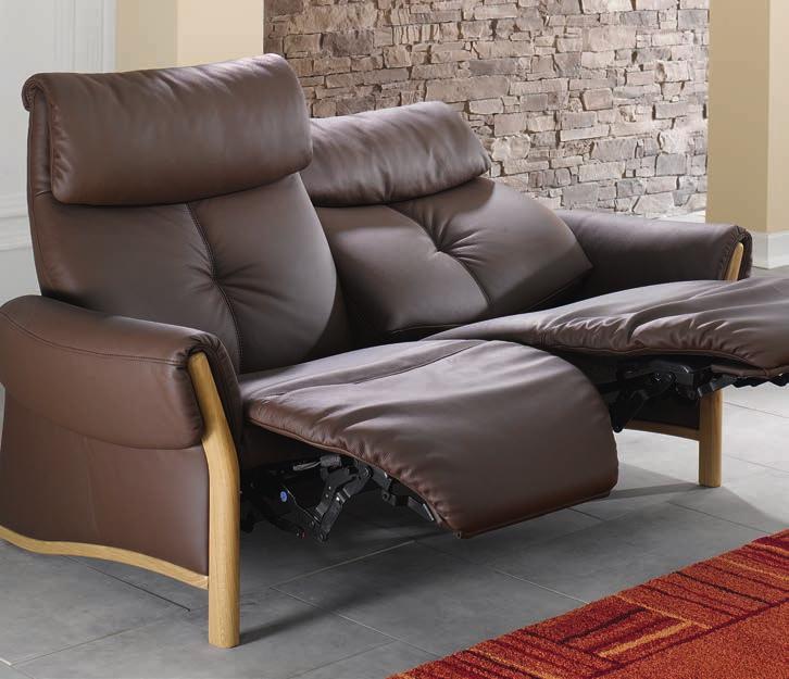 Rücken- und  SIT& RELAX-Sessel mit Metallteller oder Metall-Sternfuß in verschiedenen Ausführungen.