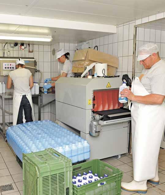 Bericht Gutsbetrieb Das Landwirtschaftsjahr 2012 war für unsere Region, bedingt durch die vielen Niederschläge ein sehr gutes Jahr. Es konnten sehr üppige Futtererträge eingebracht werden.