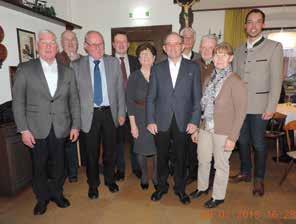 Der ehemalige Obmann Hans Kotrba, der 13 Jahre den Seniorenbund führte, freute sich über die Ernennung zum Ehrenobmann und über das SB-Ehrenzeichen in Gold des Landes Oberösterreich.