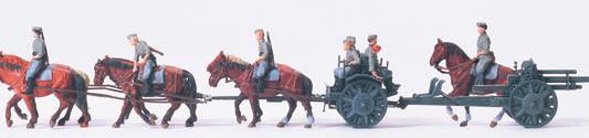 2. The German Reich 1935-45. 5 unpainted miniature figures, 6 unpainted horses. With accessories. Kit. Figures: Material in grey colour 16513 Bespannte leichte Feldhaubitze 10,5 cm lefh 18. Im Marsch.