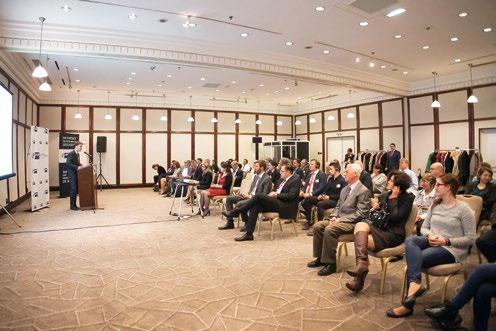 Zu diesem Anlass organisierte die IHK eine gut besuchte Wirtschaftskonferenz für Unternehmen mit Geschäftsinteresse an Rumänien.