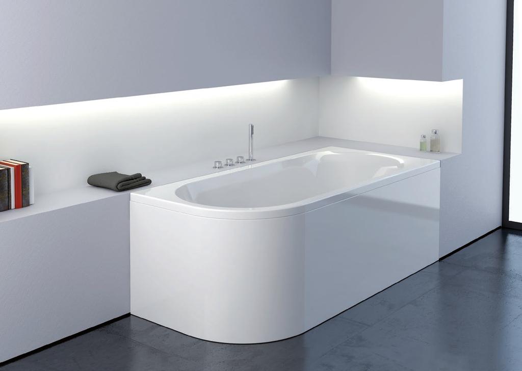 Adaptable The rectangular basic form with smoothed edges gave rise to an appealing corner solution that can be integrated into any bathroom as the central design element.