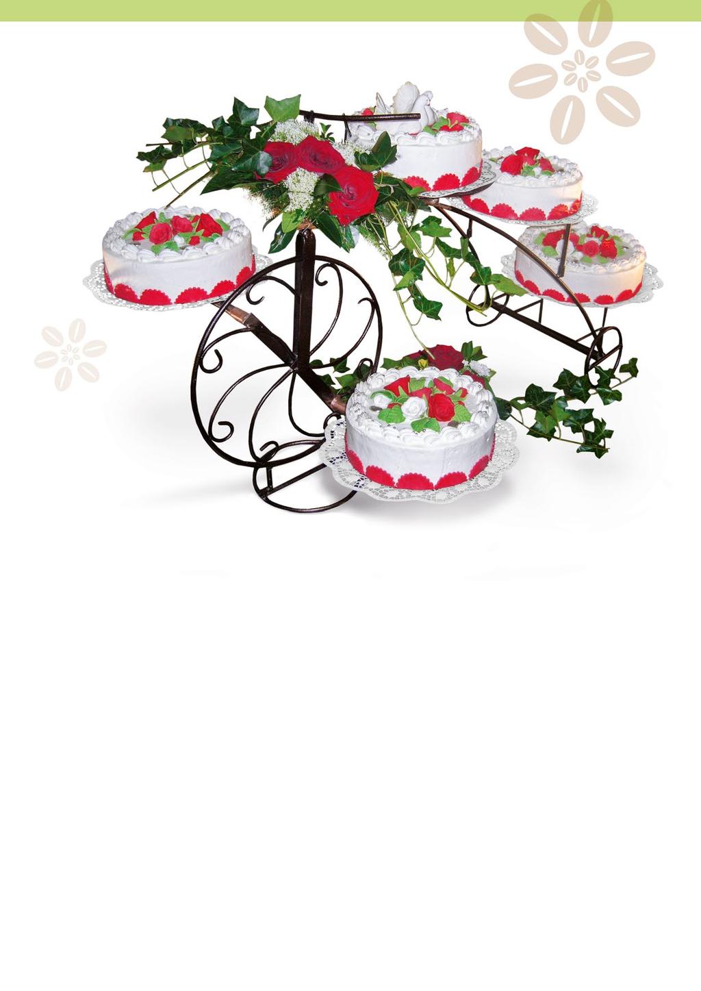 Emma: unsere Fahrrad-Torte, bestehend aus fünf Torten, ca. 24er, dekoriert mit üppigen Zucker-Rosen- Bouquets, einer Figur und echten Blumen (ergibt ca. 70 Tortenstücke) Mal ganz groß auffahren!