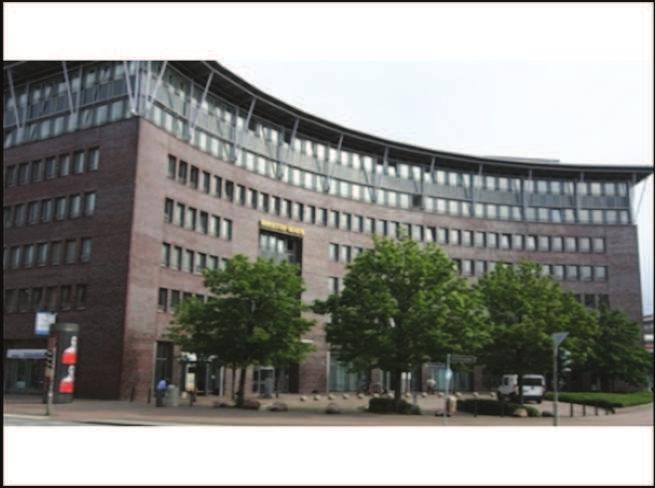 ERSTE IMMOBILIENFONDS Die im Jahr 1992 errichtete Büroimmobilie mit 354 Stellplätzen befindet sich in zentraler Lage im Stadtteil Hamburg Altona Nord.