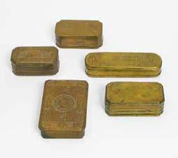 Beilage: Kleine Bronzekassette. H.37 cm. Zustand B.