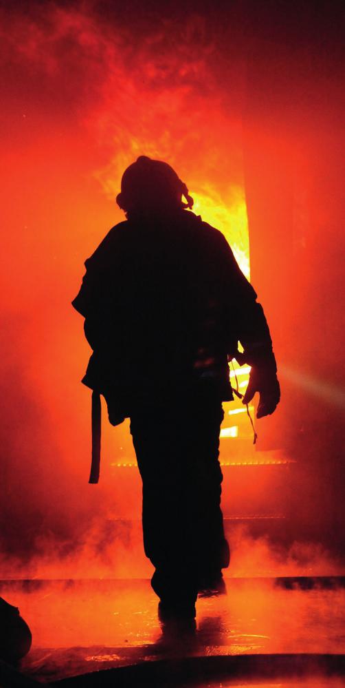 Wir helfen der Berufsfeuerwehr, zu bekämpfen erbringen Dienstleistungen Brände zugunsten der Stadt Wir helfen der Berufsfeuerwehr, Brände zu bekämpfen und wie Hochwasser BernNaturereignisse und der