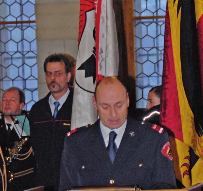 Berufsfeuerwehr Bern 7 Mauro Gianinazzi, Präsident des Verbands Schweizerischer Berufsfeuerwehren und Kommandant der Berufsfeuerwehr Lugano, richtete das Wort an die frisch brevetierten