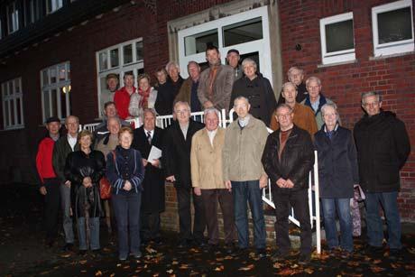 Nr. 228 / Sept./Oktober 2013 HEIMATBRIEF 7 Vertreterinnen und Vertreter der Heimatvereine aus dem Bereich Borken trafen sich im Haus Maria Veen.