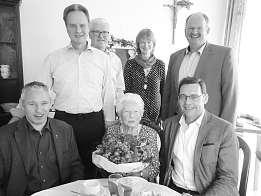Aktuell aus Achern Freitag, 13. Oktober 2017 Achern Margarete Glaser feiert 100.