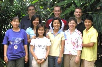 NOV 2005 Child s Dream Foundation wird von der thailändischen königlichen