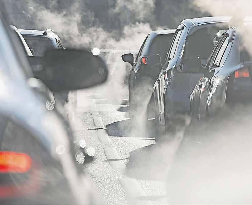22. März 2018 Norddeutsches Handwerk Brennpunkt 3 Diesel-Fahrverbote werden konkreter Fahrverbote gestattet! Das Bundesverwaltungsgericht hat entschieden. Und in der Bundespolitik tut sich: nichts.