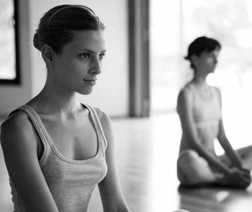 Yoga Zentrum Bayerwald, Untergriesbach Hatha-Yoga Im Mittelpunkt der Hatha-Yoga-Praxis stehen die Individualität eines jeden Übenden, seine aktuelle körperliche und geistige Verfassung und seine