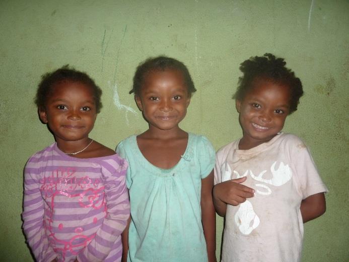 Helfen Sie uns zu helfen Wir,, möchten ALLE laufenden Kosten für das Kinder- und Waisenhaus (Ambanja), sowie für die Jugendhäuser (Antananarivo) übernehmen insgesamt 100.
