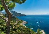 Sie besuchen die Halbinsel Sorrent, den Vesuv, die Insel Capri und das Tal der Mühlen.