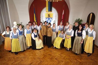 Tracht der Großgemeinde Groß-Enzersdorf: 2008 startet eine Initiative von ca.