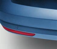 04 Volkswagen Original Parkdistanzkontrolle hinten Die Parkdistanzkontrolle wird beim Einlegen des Rückwärtsganges automatisch aktiviert: Vier Sensoren und ein akustisches Warnsignal