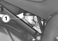 9 114 z Wartung Bremsflüssigkeitsstand regelmäßig prüfen. Defekt möglichst schnell von einer Fachwerkstatt beheben lassen, am besten von einem BMW Motorrad Partner.