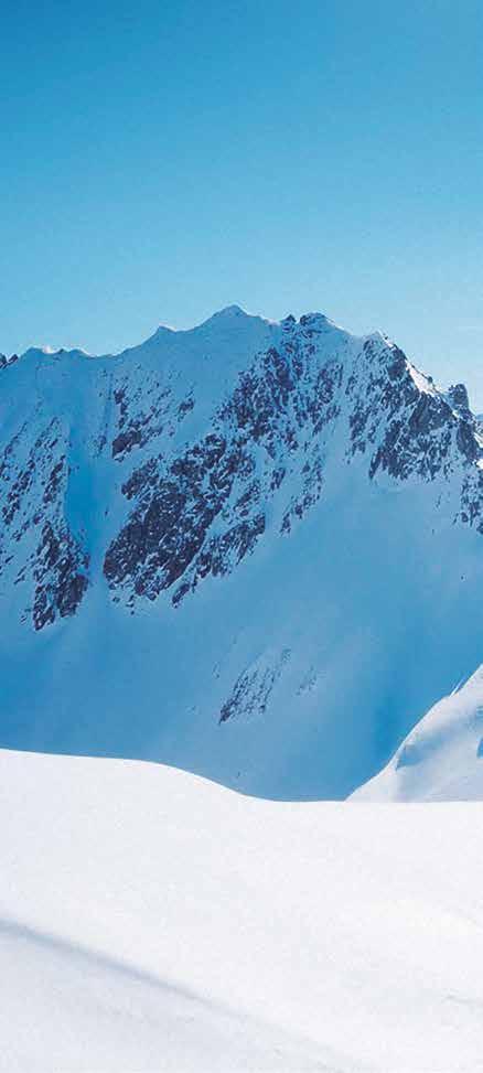 Frischen Sie die Funktion Ihrer Outdoorjacke auf Salzachjoch (1.983 m) mit Tristkopf (2.361 m, re.) und Kröndlhorn (2.444 m, li.). er Alpen.
