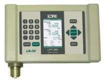 Druckkalibrierkoffer LR-Cal LPP-KIT mit Druckkalibrator LR-Cal LPC 300 Pressure Calibration Kit LR-Cal LPP-KIT with pressure calibrator LR-Cal LPC 300 ±0,